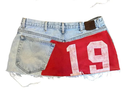 Y2K High-Waist Appliqué Denim Mini Skirt — Women's Goth Harajuku Streetwear