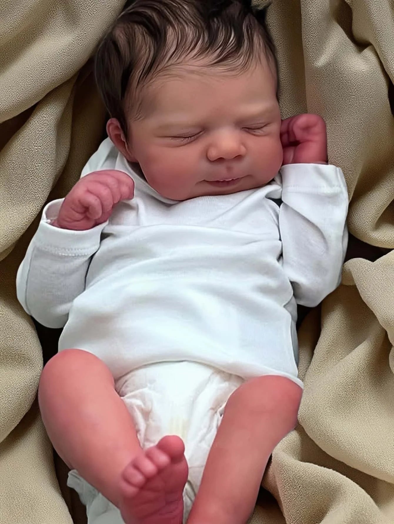 Risbecko 43cm Lifelike Reborn Doll – Handmade Vinyl Baby Doll with 3D Painted Skin and Veins