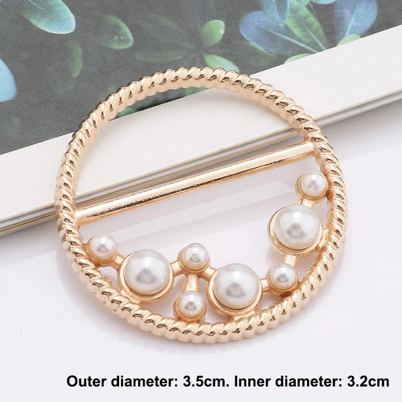 Elegant Alloy Brooch Pins with Pearls & Rhinestones – Minimalist Irregular Shapes, Fashion Accessory for Garments & Scarves