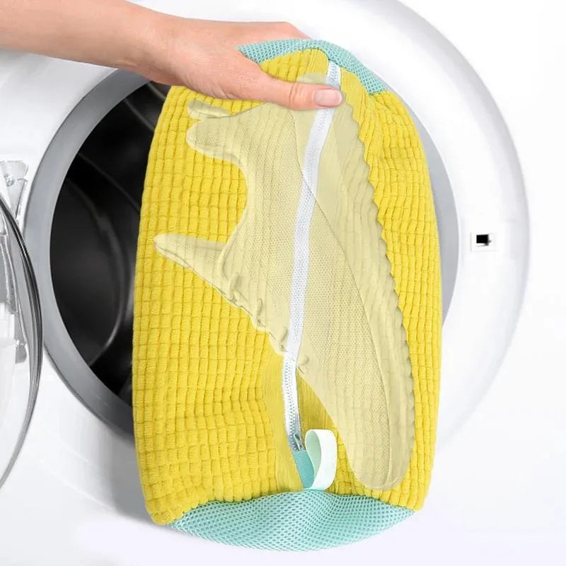 Easy-Clean Cotton Shoe Laundry Bag - Fluffy Fiber Washing Net for Dirt Removal and Anti-Deformation Shoe Organizer