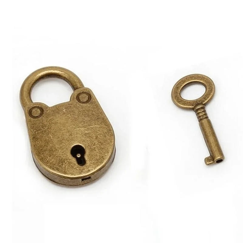 Mini Vintage Metal Lock and Key Padlock – Charming Retro Style Decorative Lock