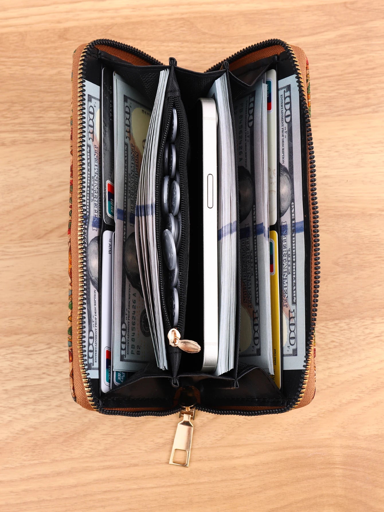 Advanced Multifunctional Wallet with Wood Grain - Portable Geometric Design, Multiple Card Slots, Artistic Retro Style