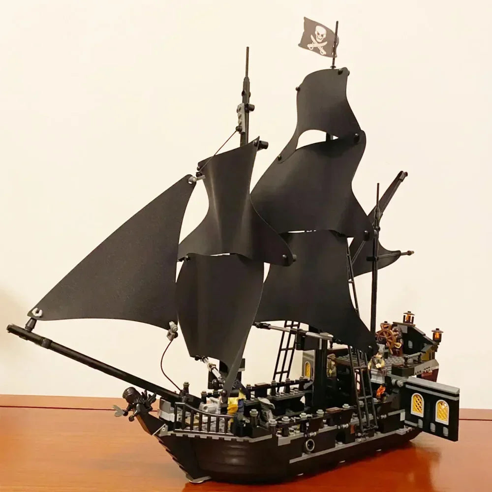 Pirates Black Pearl Ship Building Blocks – 1:1 Caribbean Adventure Boat Model Toy for Kids & Adults