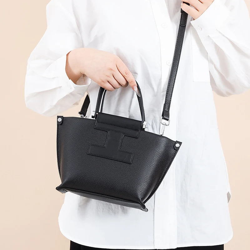 Luxury Cowhide Women’s Tote Bag – High-Quality Genuine Leather Shoulder and Crossbody Handbag, Fashionable Sac A Main