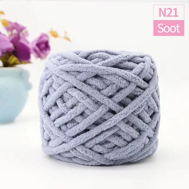 QJH Chunky Blanket Yarn – Luxury Thick Polyester Jumbo Knitting & Crochet Yarn for Blankets & Pillows, 100g Ball
