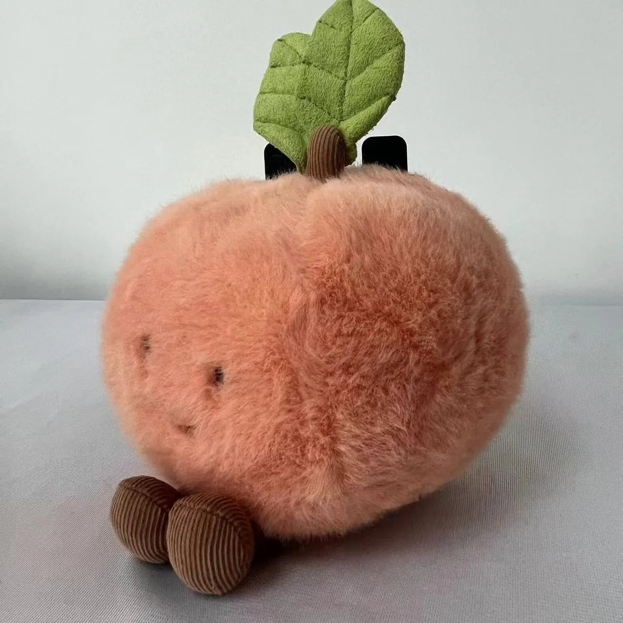 Kawaii Peach with Legs Doll – Smiling Face Fruit Cosplay Cushion, Sofa Decor, Perfect for Kids' Birthday Gifts