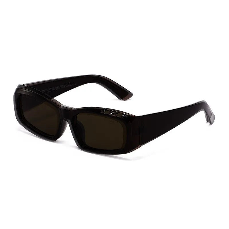 New Small Oval White Frame Sunglasses – Unisex UV400 Punk Street Style Shades for Men & Women