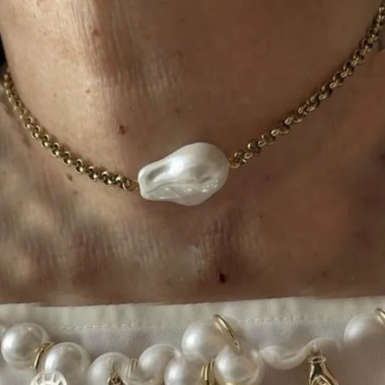Luxury Pearl Necklace for Women - Adjustable Square Chunky Resin Statement Jewelry