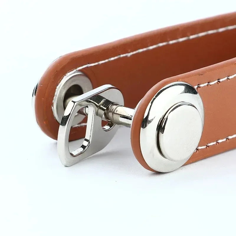 Creative Leather Keychain Wallet: Pocket-Sized Key Management and Storage Device - Car Key Bag with Chain Holder, Essential Key Wallet Collector
