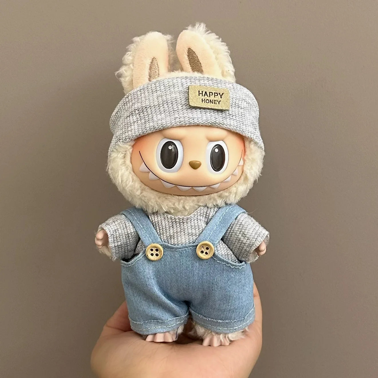 15-17CM Labubu Doll Clothes – Mini Plush Cotton Outfits for I, II, III Dolls, Party & Gift Accessories