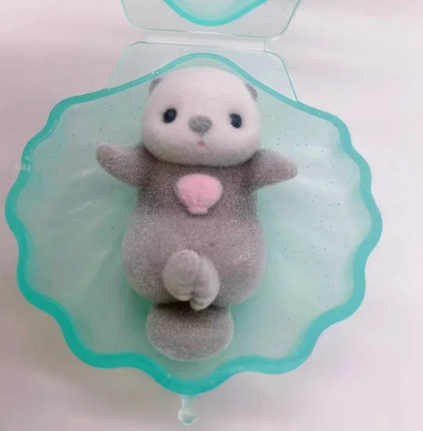 Yell World Shell Capsule Toy | Kawaii Fluffy Sea Otter Gasha Ornament Figure