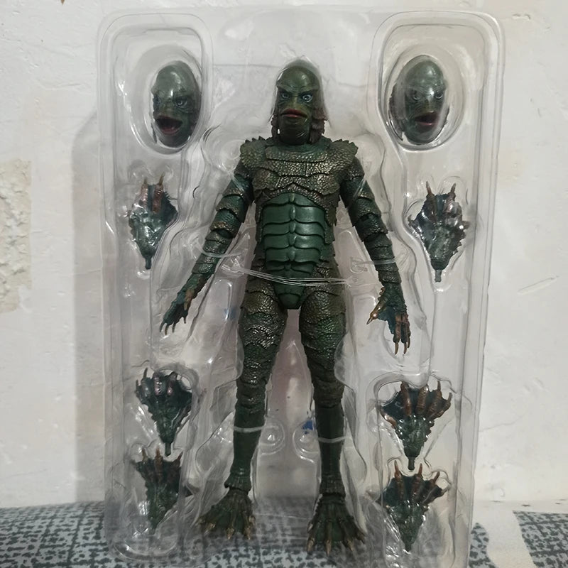 NECA Creature from the Black Lagoon Action Figure – Movable Horror Film Collectible Toy, Perfect Birthday Gift