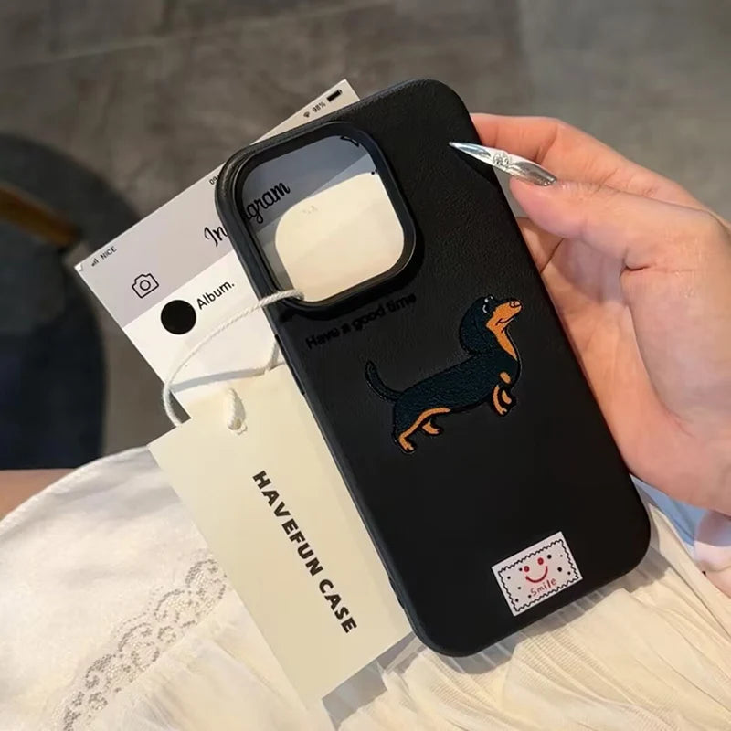 Cute Cartoon Dachshund iPhone Case – Litchi Texture Cover for iPhone 11–17 Pro/Pro Max/Plus/XS Max/XR