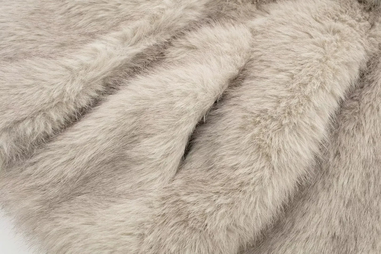 TRAF 2024 Women's Cropped Faux Fur Jacket – Chic Lapel Collar, Long Sleeve, Front Snap-Button Thick Coat