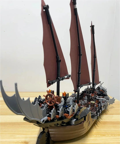 Ghost Pirate Ship Ambush Building Blocks — 806PCS DIY Educational Boat Toy for Kids & Adults, Birthday Gift Set