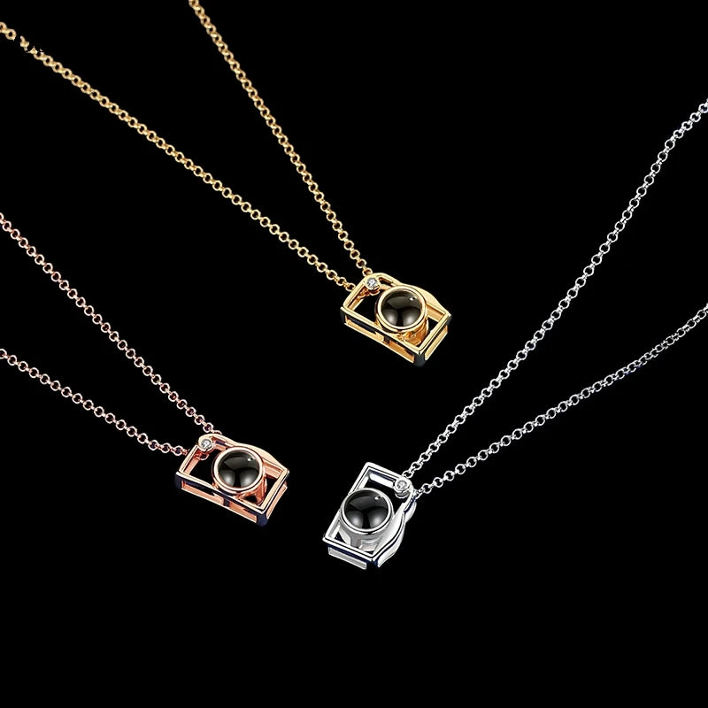 Custom Projection Photo Necklace — Camera-Shaped Personalized Photo Pendant Jewelry 2025