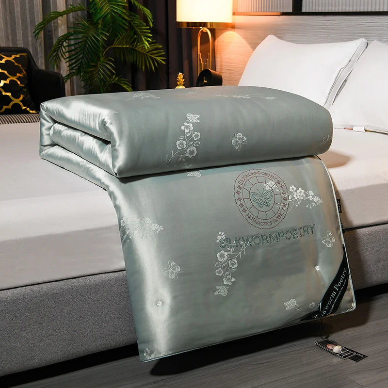 100% Mulberry Silk Handmade Comforter – Winter Warmth, Spring & Autumn Blanket, Thickened Single/Double Quilt for Home & Hotel