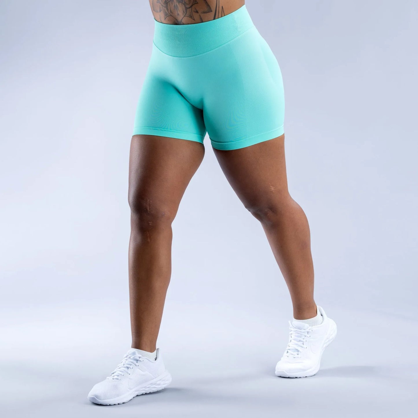 Women’s Impact Seamless Yoga Shorts — Scrunch Bum Low Waist Butt-Lifting Gym & Running Workout Leggings