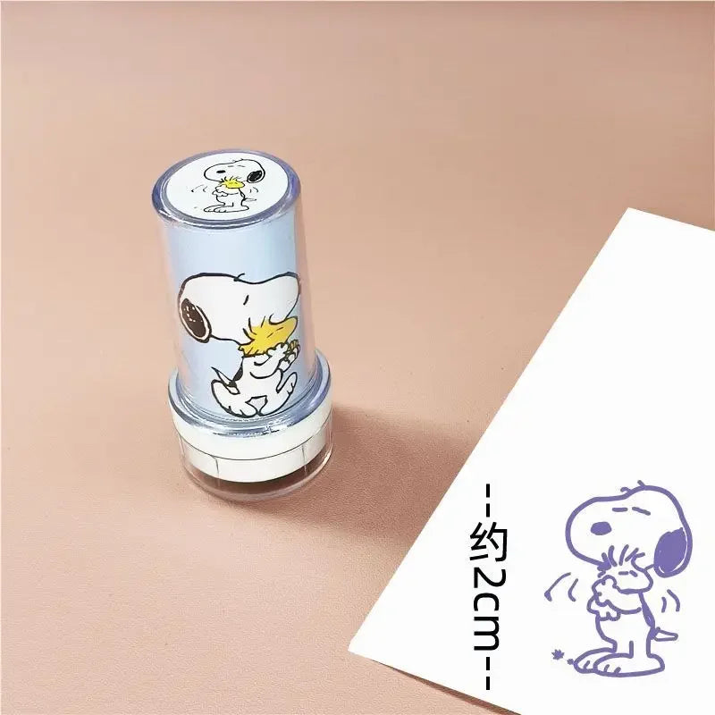 Snoopy Cartoon Photo-Sensitive Round Seal Toy – Cute Portable Reward Gift for Kids