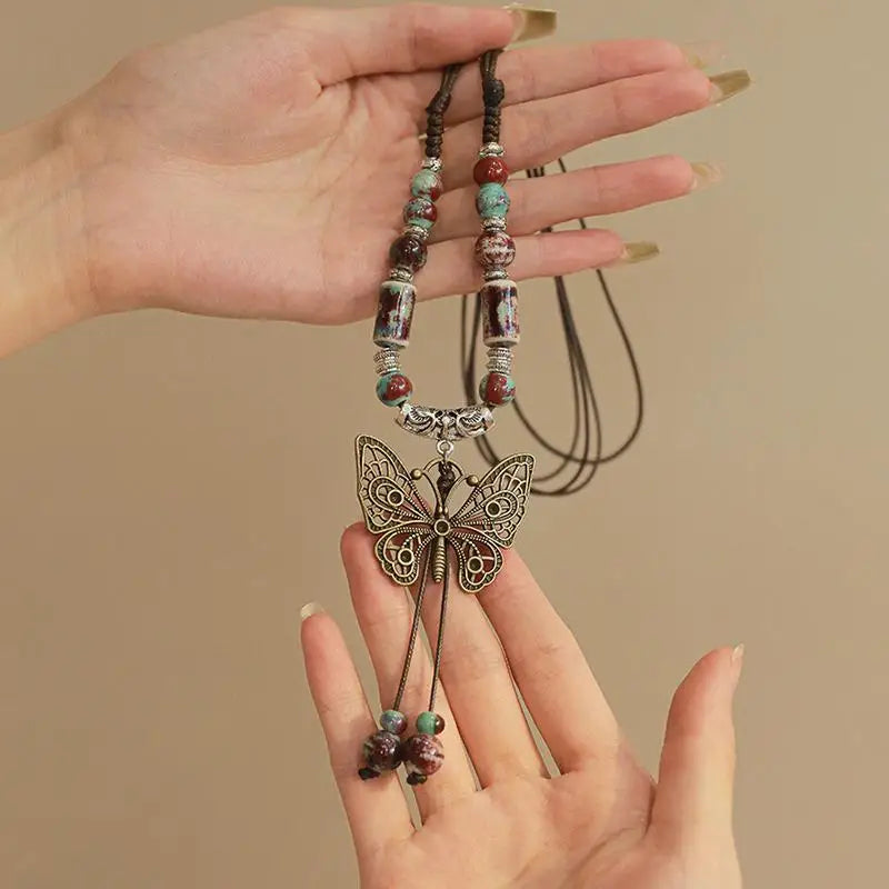Vintage Butterfly Ceramic Necklace - Handmade Ethnic China-Chic Collar Chain Jewelry for Women’s Vacation Style
