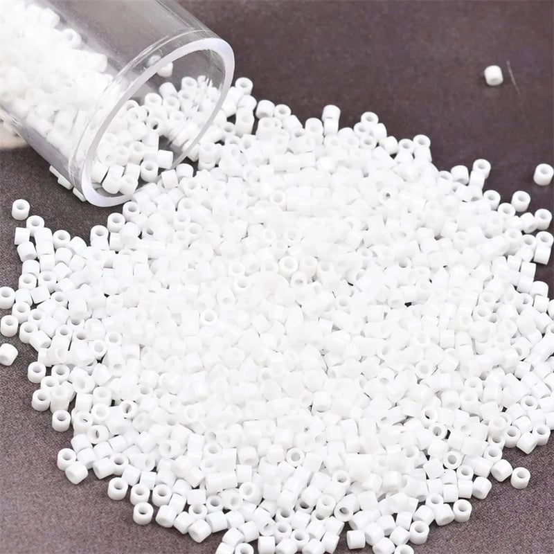 11/0 Mini Glass Beads – 2000PCS Small Cylindrical Beads for DIY Jewelry Making, Necklaces & Bracelets, 10g/Pack