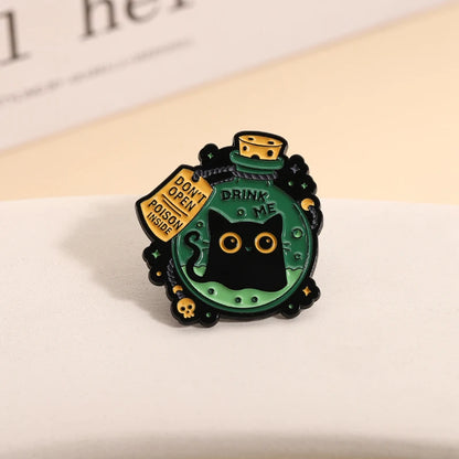 Cute Big-Eyed Black Cat Enamel Pin – Elf Magic Potion Animal Brooch for Halloween Jewelry Gift