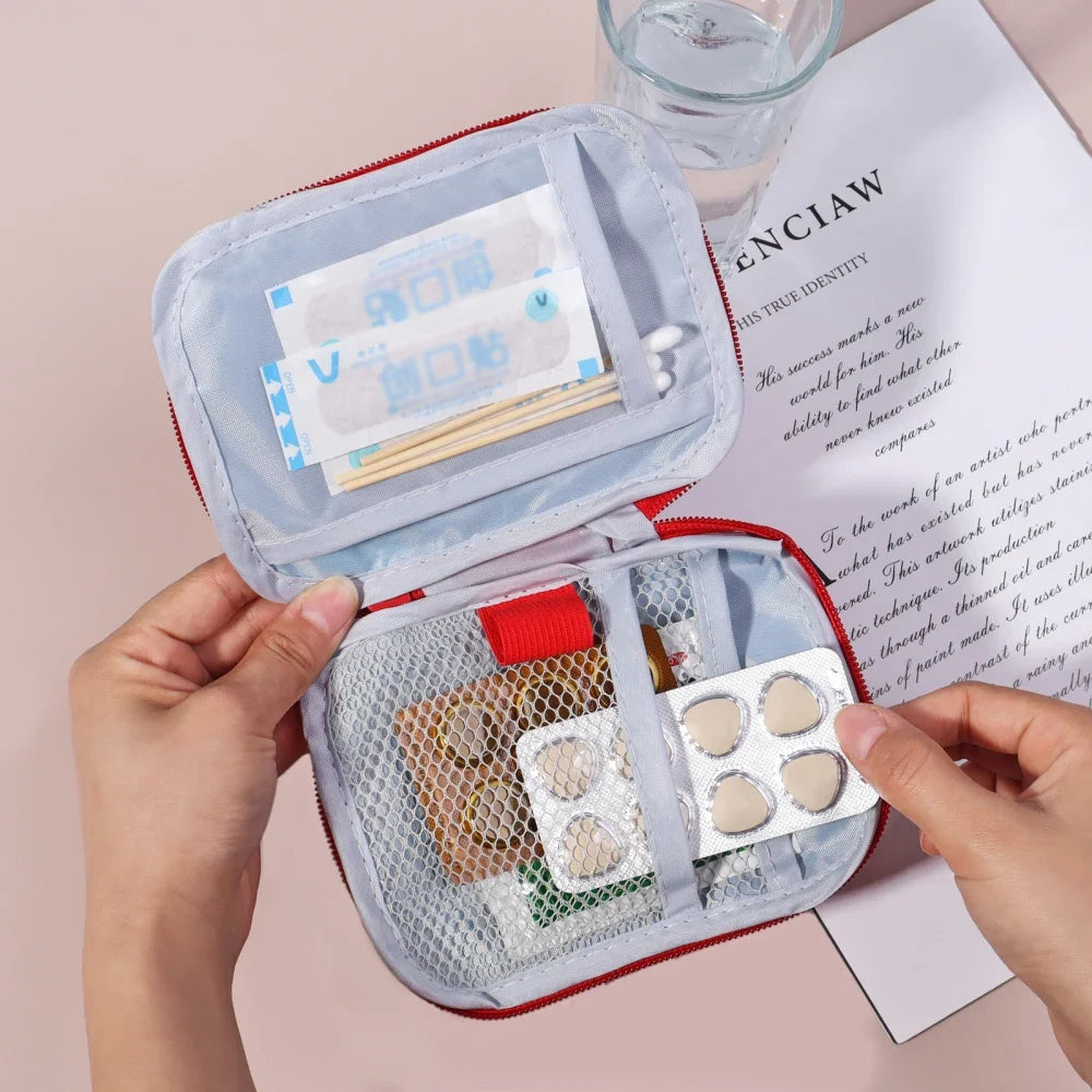 Portable Medicine Bag – Cute First Aid Kit Organizer, Medical Emergency Kits for Outdoor Travel & Household Pill Storage