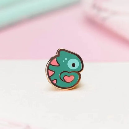 Tiny Love Chameleon Enamel Pin — Cute Heart Kawaii Animal Accessory