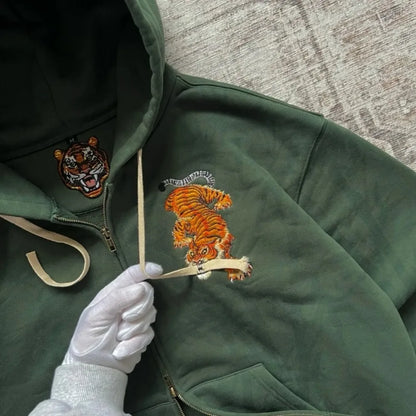 Y2K Tiger Embroidered Hoodie - Oversized Unisex Zip Up Sweatshirt with Kangaroo Pocket
