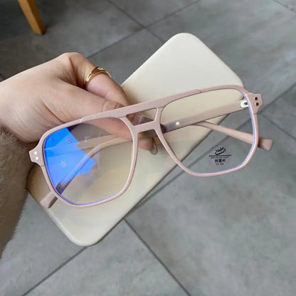 Retro Fashion Anti-Blue Light Glasses - Transparent Computer Eyeglasses for Men and Women, Square Frame
