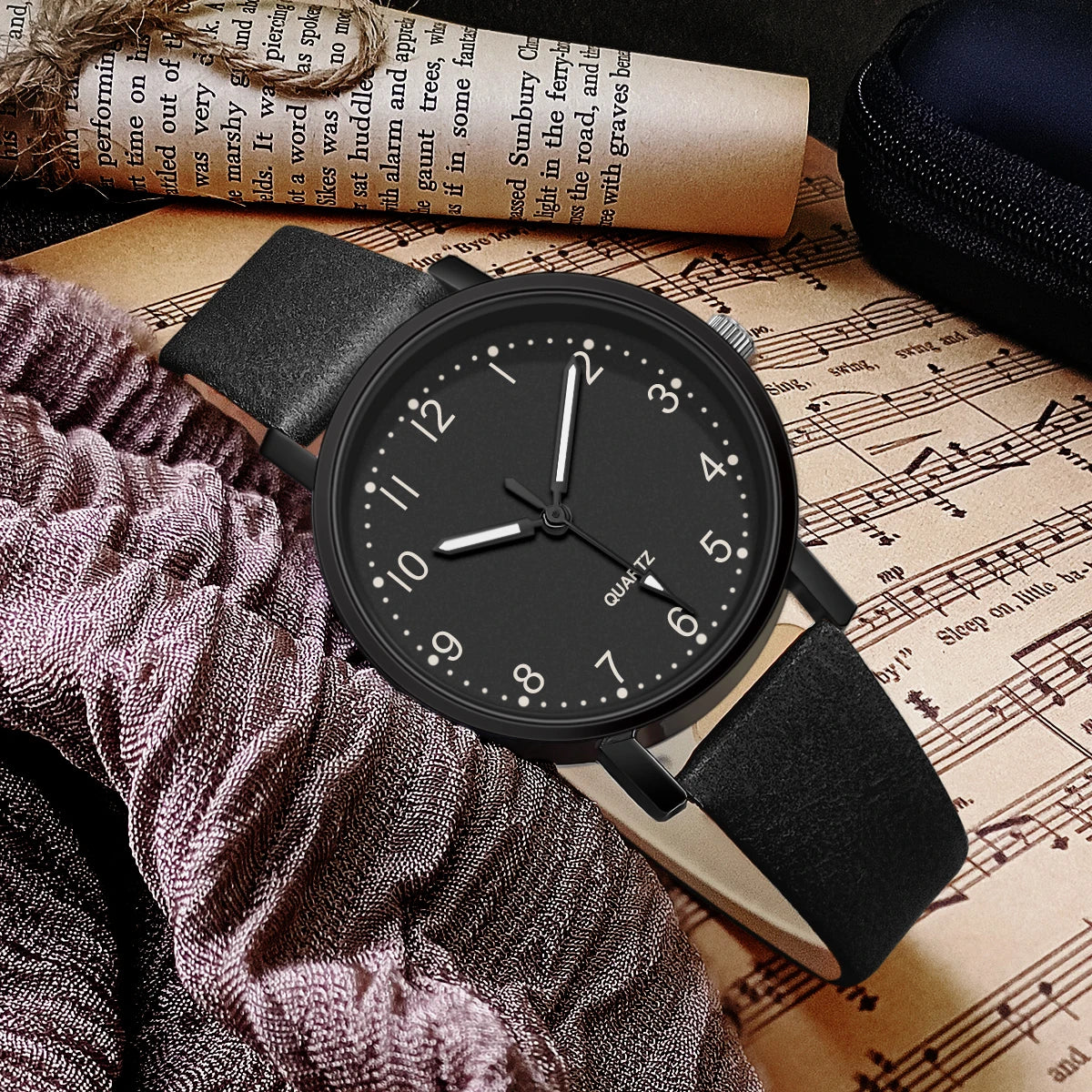 Vintage Women’s Quartz Watch – Leather Strap Wristwatch, Elegant Ladies Watch Gift