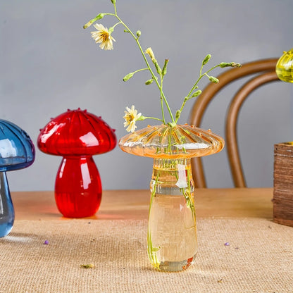 Colourful Mushroom Vase, Creative Hydroponic Transparent Glass Aromatherapy Vase, Living Room and Dining Room Desktop Art Decoration