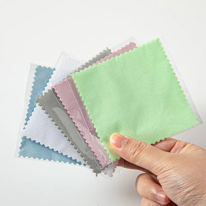50pcs 8x8cm Silver Polish Cloths – Individually Wrapped Soft Cleaning Wipes for Jewelry & Tools