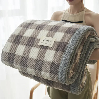 Soft Chenille Knit Throw Blanket - Machine-Washable Crochet Blanket for Couch & Bed