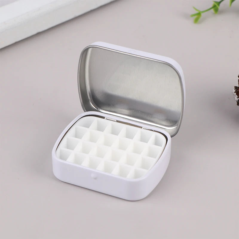 Portable Empty Watercolor Tin Box – 12/24 Grid Mini Paint Palette for Travel Painting & Art Supplies