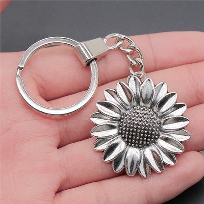 New Fashion Men 30mm Metal Alloy Keychain with Vintage Heart, Flower, Rose, Sunflower & Tree Pendant DIY Keyring Holder Chain Accessory