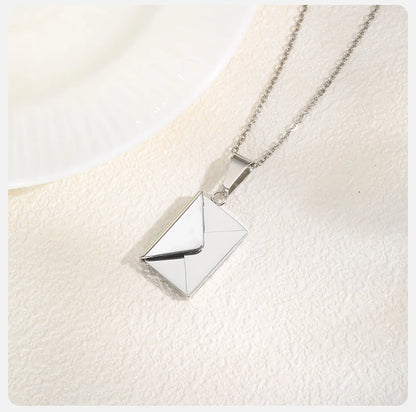 Vnox Custom Envelope Photo Necklace – Stainless Steel Personalized Pendant for Women & Girls