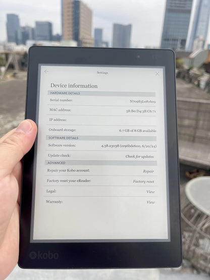 KOBO Aura One 7.8" E-Reader | 300PPI HD Carta E-Ink, IPX8 Waterproof, 8GB WIFI, Two-Color Light
