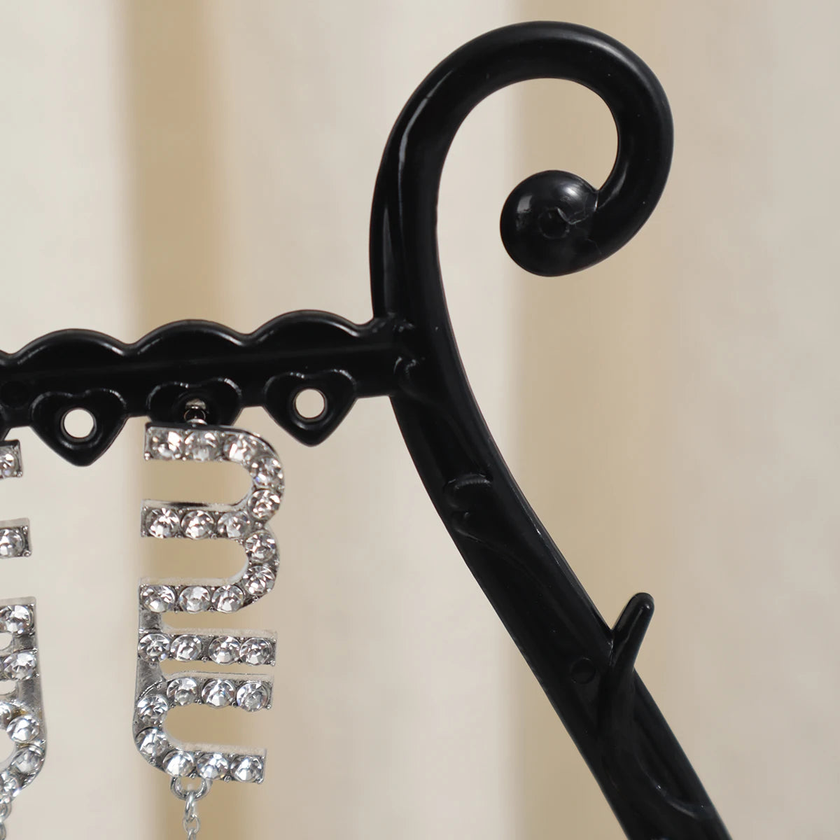 Wine Cup Necklace Display Shelf - Creative Jewelry Storage Organizer