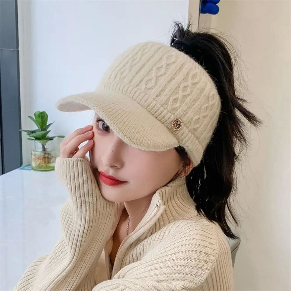 Women's Knitted Ponytail Hat – Warm Winter Rabbit Fur Baseball Cap for Outdoor Sports & Golf