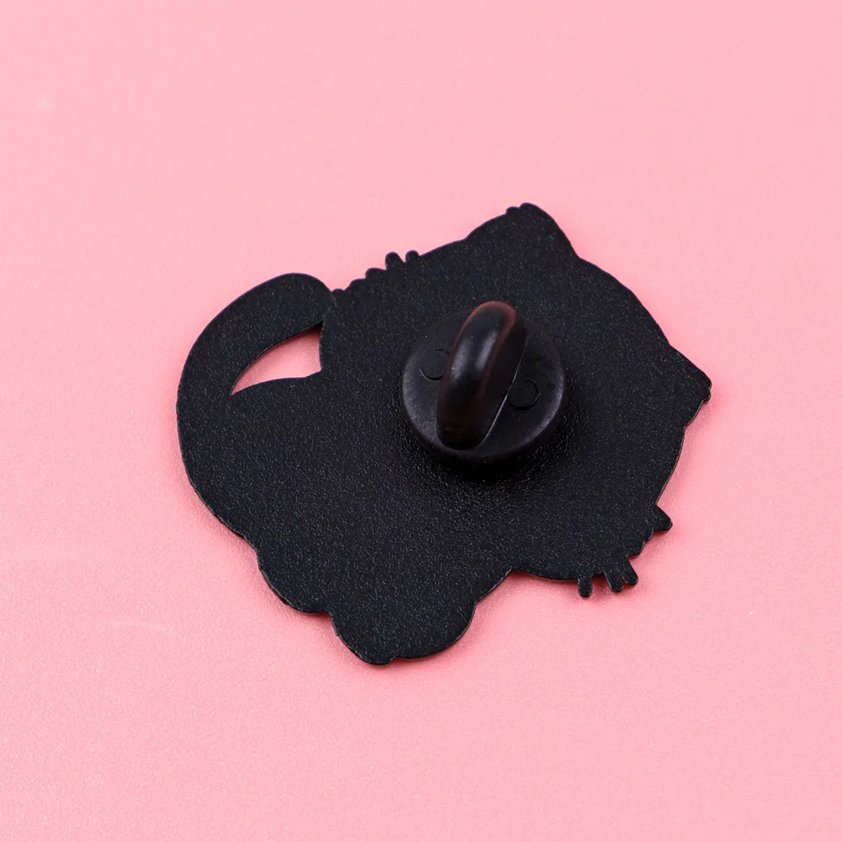 Cartoon K-POP Demon Hunter Girl Enamel Pin – Metal Brooches for Backpack, Hat, Cosplay & Accessories