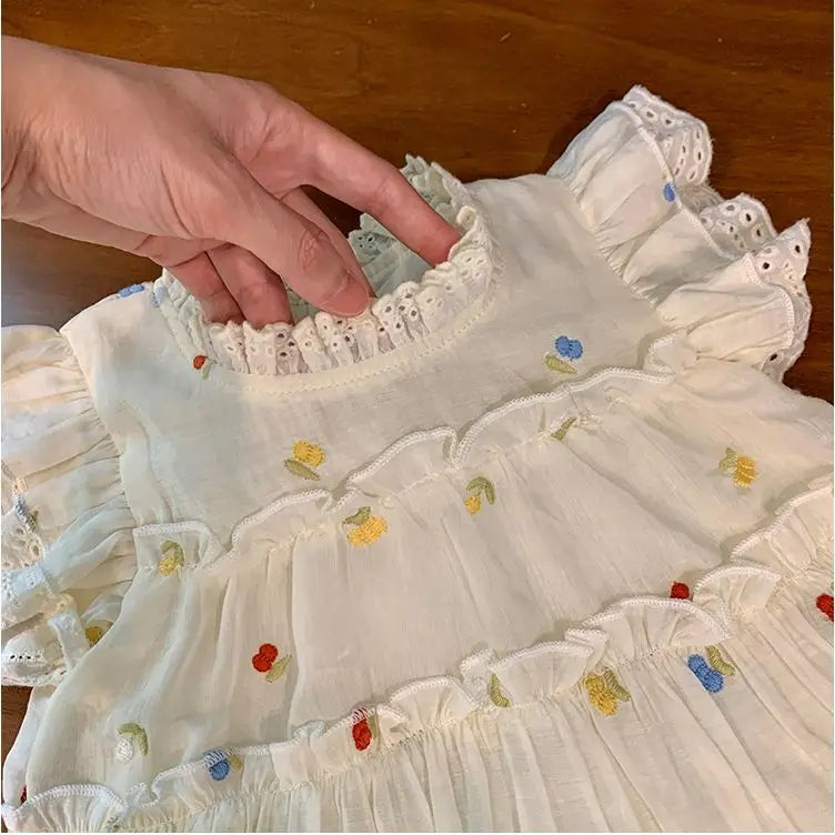 Children's Floral Embroidery Lace Set - Sleeveless Top & Shorts, 2-Piece Toddler Girl Clothes for 2-7 Years