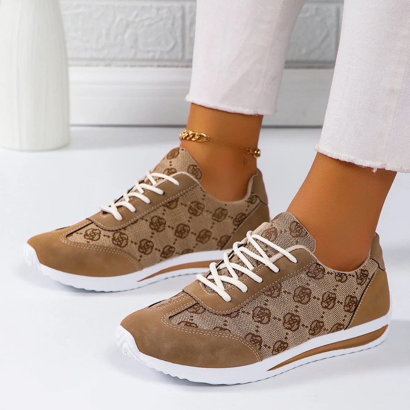 Women’s Thick-Soled Cross Round Head Fashion Shoes – Comfortable, Breathable, Wear-Resistant Casual Footwear (Zapatos De Mujer)