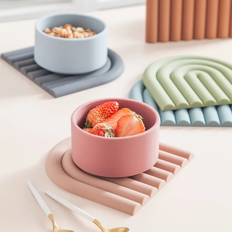 Rainbow Silicone Table Mat Coaster - Multifunctional Pot Holders for Kitchen, Heat Resistant Pan Pads, Hot Dishes Potholder Placemat