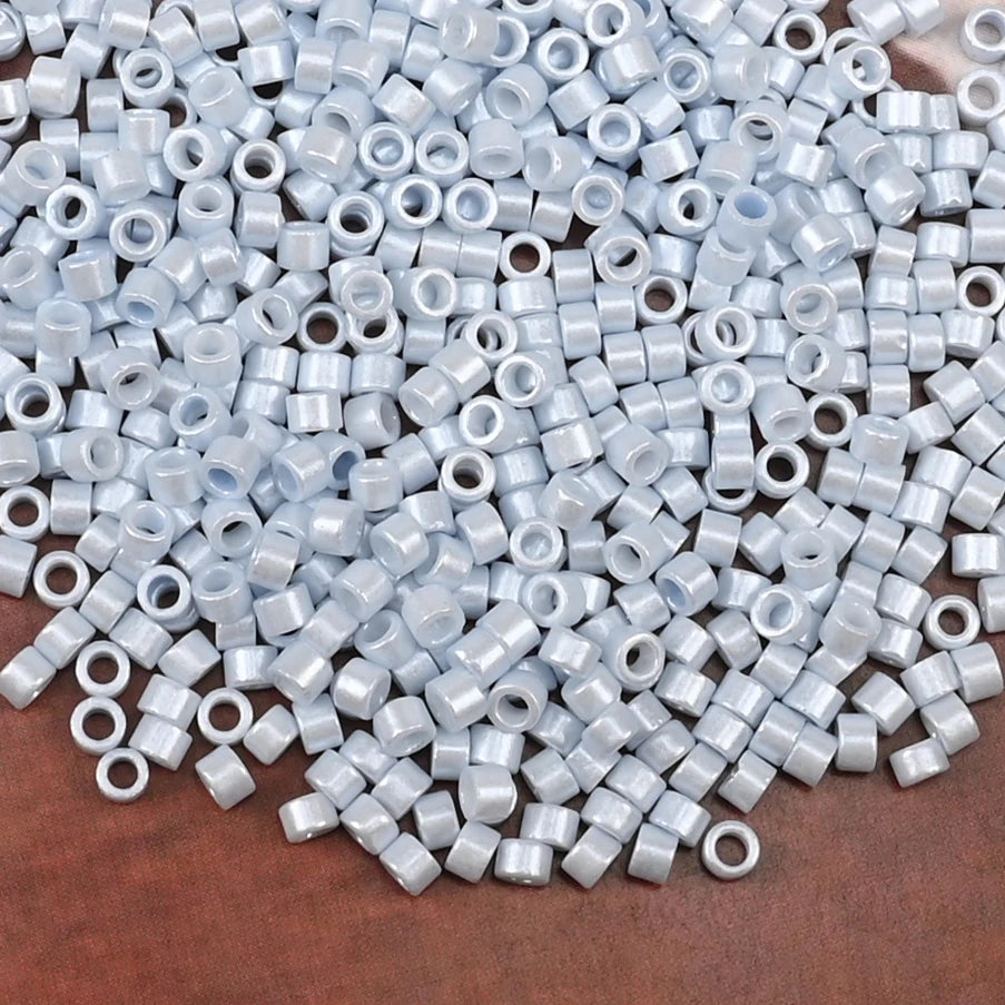 2.5mm Mini Glass Cylinder Beads – Antique Pearl Color Craft Beads for DIY Bracelets & Necklaces Jewelry Making Accessories