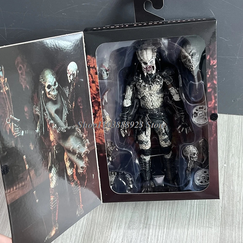 NECA Predator Figure — Ultimate Shaman Elder Armored Jungle Hunter with Snake Vision, Alien Model Toy Gift