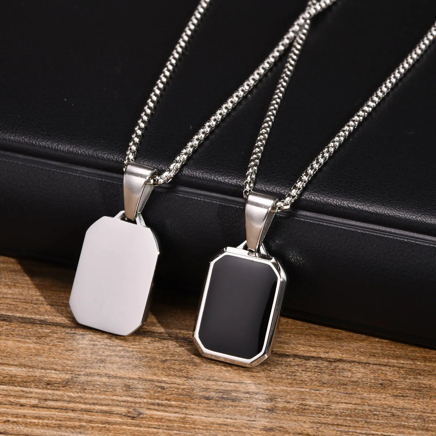 Casual Black Enamel Necklace for Men, Waterproof Stainless Steel Square Pendant, Simple Fashion Collar Jewelry Gift