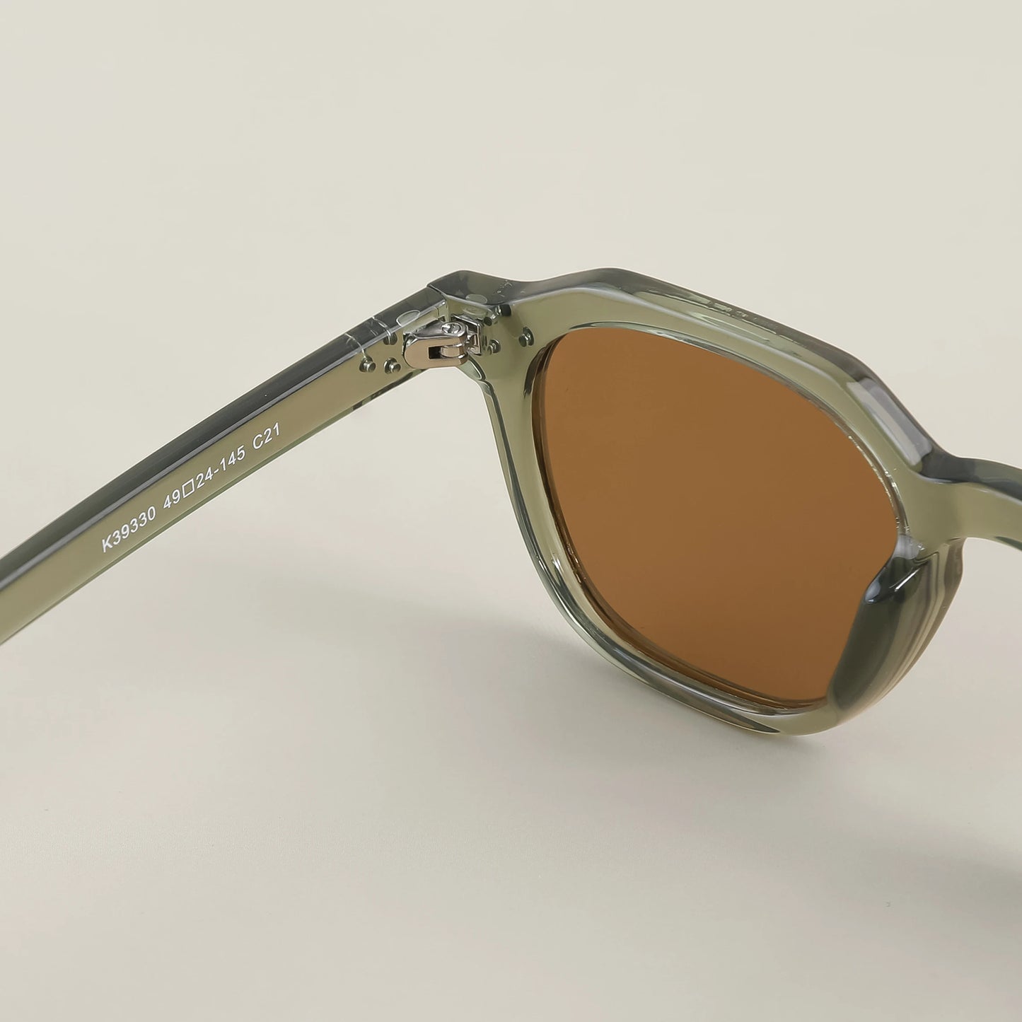 CATERSIDE Retro Polarized Sunglasses – Ultralight TR90 Frame Polygon Style for Men & Women, High-Quality Travel Eyewear