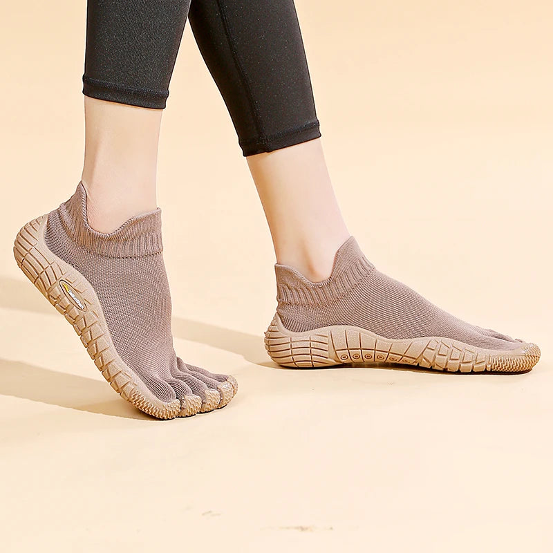 GallonShark Five Finger Shoes — Split Toe Soft-Soled Fitness Shoes for Men & Women, Pilates Yoga Sandals