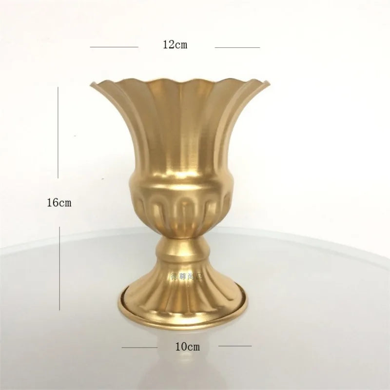 Retro Wrought Iron Flower Pots — Wedding, Dried Flower & Home Decoration Vases for Hotel & Event